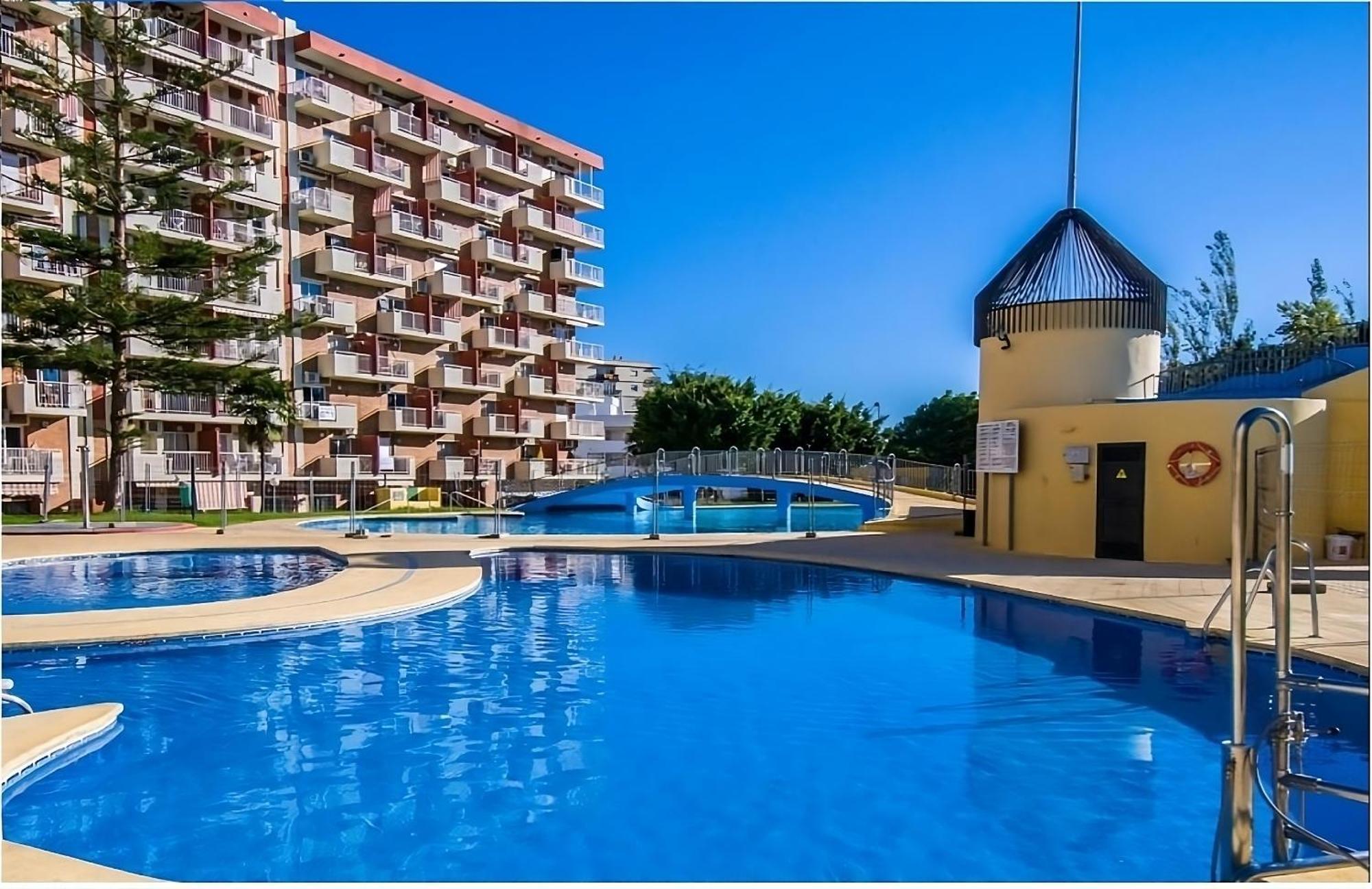 Jupiter. Moderno Estudio. Vistas Al Mar Y Montana Benalmádena Eksteriør billede